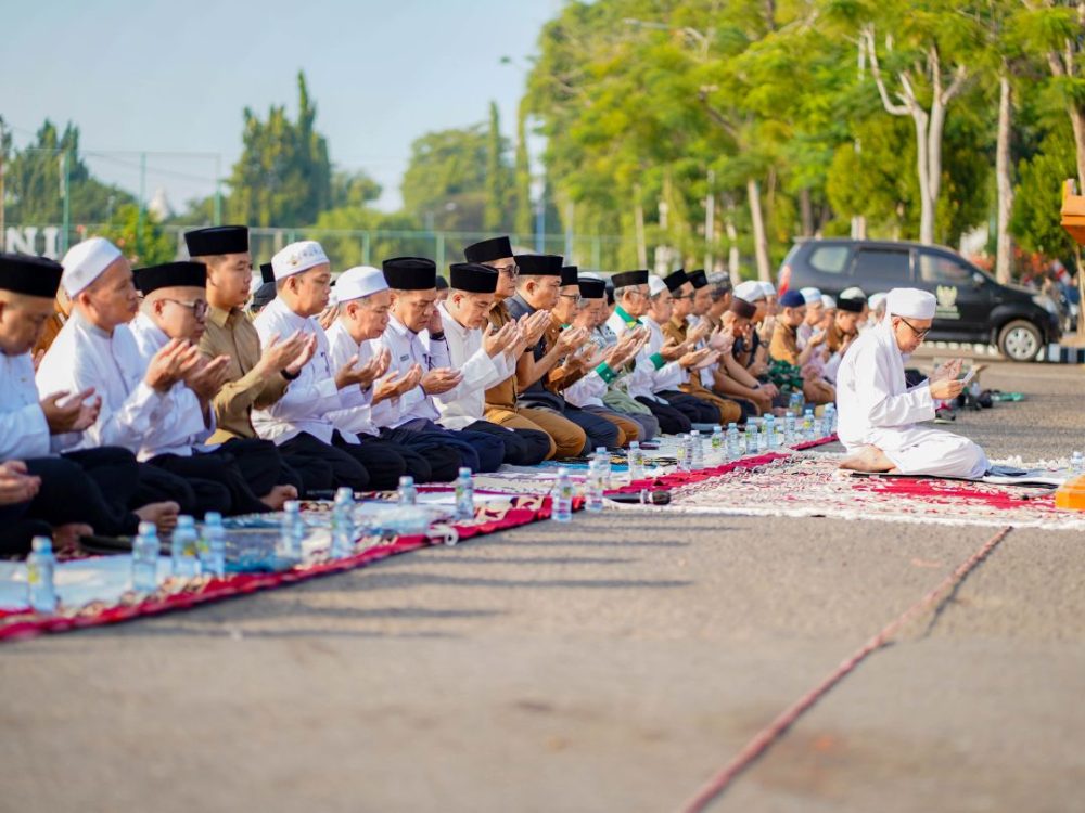 : Suasana kegiatan sehabis salat istisqa. Foto: Mc.Banjarbaru