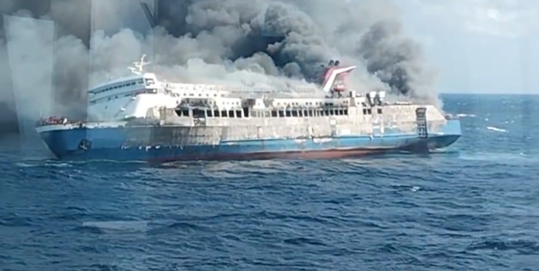 : Kementerian Perhubungan (Kemenhub) bergerak cepat menangani insiden kebakaran KM Mutiara Sentosa II yang terjadi di perairan Laut Jawa pada Minggu (2/8/2026). (Foto: Humas Kementerian Perhubungan)