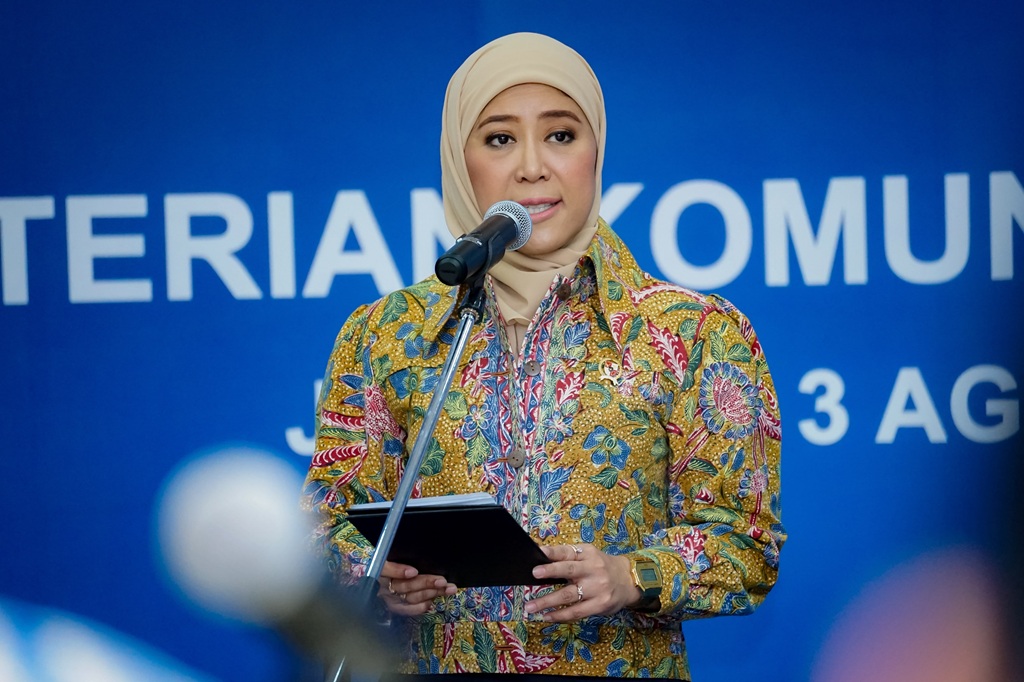 : Menkomdigi Meutya Hafid dalam acara Pengambilan Sumpah Jabatan dan Pengukuhan Anggota Komisi Informasi Pusat (KIP) Periode 2026-2030 di Kantor Kemkomdigi, Jakarta, Senin (3/8/2026). (Foto: Dok. Kemkomdigi)