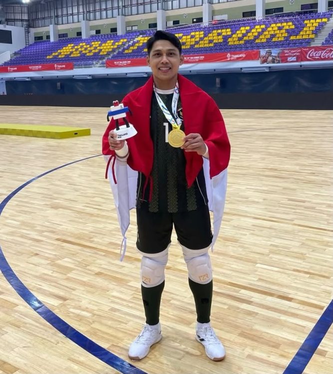 : Integrasi antara pendidikan tinggi formal dan pengembangan bakat olahraga menjadi modal utama dalam melahirkan atlet berkarakter yang berprestasi di tingkat dunia. Alumnus UNY sukses menembus skuad Timnas Futsal Indonesia, Selasa (18/8/2026).