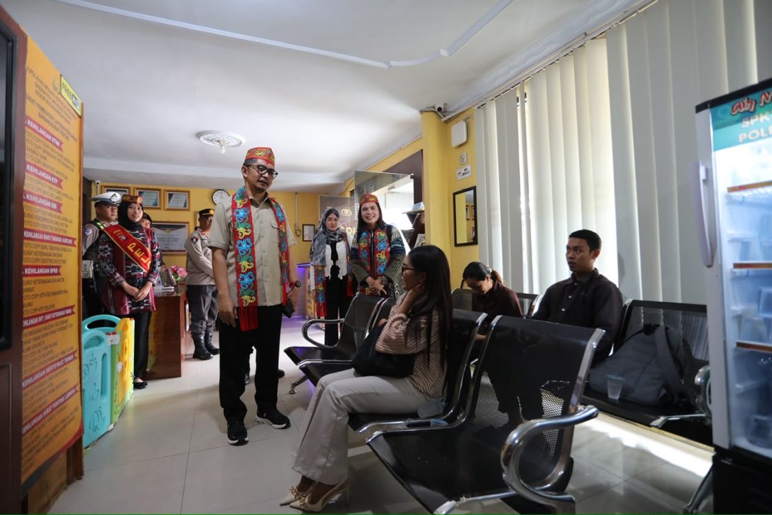 Kompolnas Visitasi Polres Kotawaringin Barat, Apresiasi Inovasi Pelayanan Berbasis Presisi