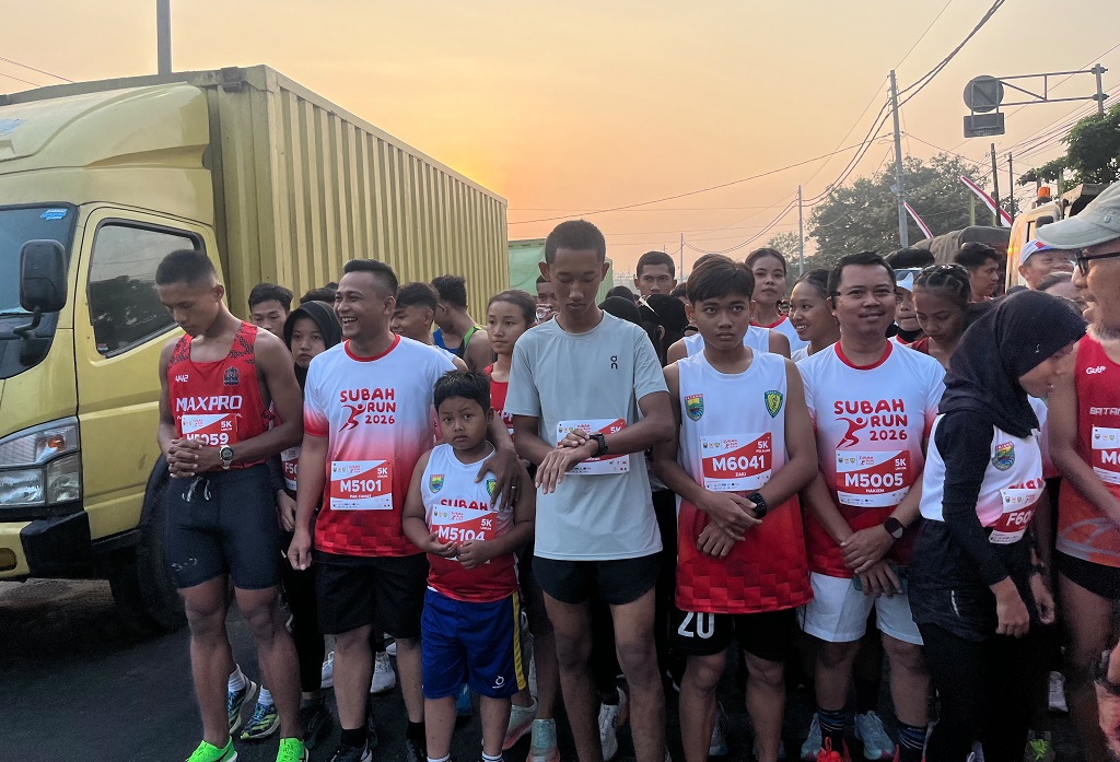 : Ratusan warga mengikuti Subah Run dalam rangka memeriahkan HUT Ke-81 RI di Kecamatan Subah, Kabupaten Batang.
