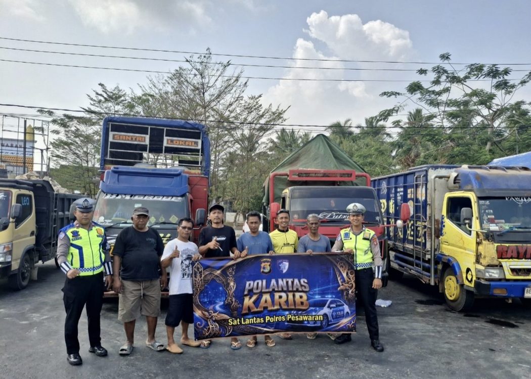 Lewat Polantas KARIB, Satlantas Polres Pesawaran Edukasi Keselamatan Berkendara ke Sopir Angkutan Umum dan Truk