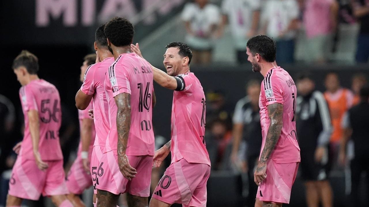 Lionel Messi Brace bawa Inter Miami Bungkam Atletico San Luis 4-2