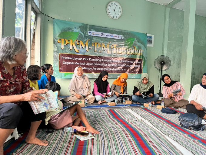 Mahasiswa PKM UGM Gandeng PKK Jurugsari Kelola Sampah Organik