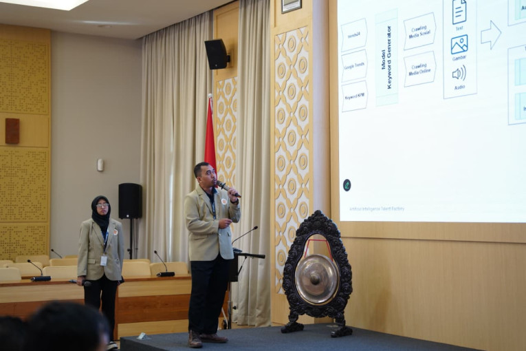 Mahasiswa UGM Kembangkan Aplikasi Pemantau Isu Publik dan Konten Viral Berbasis AI