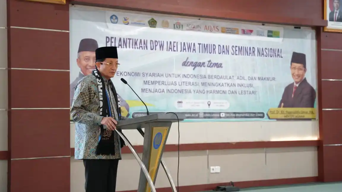 Menag Minta IAEI Terjemahkan Ajaran Agama ke Produk Syariah yang Aplikatif