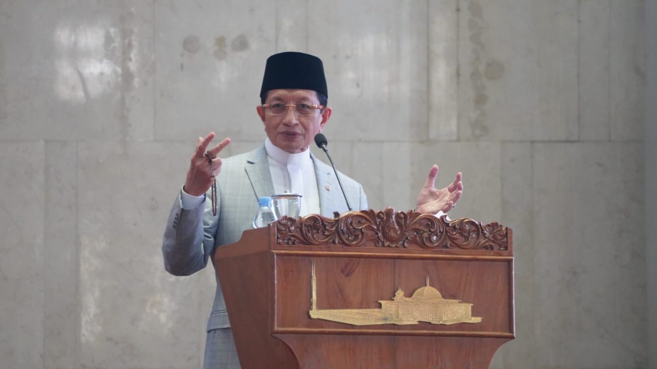 : Menteri Agama Nasaruddin Umar mengajak generasi muda menjadikan Nabi Muhammad SAW sebagai teladan dalam mengembangkan potensi dan membangun karakter. Pesan itu disampaikan dalam Istiqlal Youth Fest: Maulid Akbar 2026 yang mengusung tema 'Prophetic Pulse: Grow Your Talent, Grow Your Adab'. (Foto: Humas Kementerian Agama)