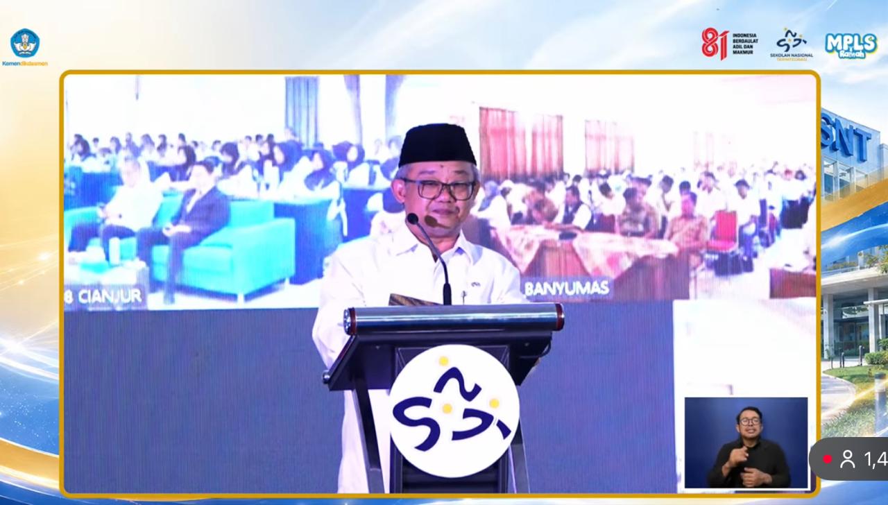 : Menteri Pendidikan Dasar dan Menengah (Mendikdasmen) Abdul Mu’ti saat membuka MPLS SNT Angkatan Pertama Tahun Ajaran 2026/2027. (Foto: Pasha Yudha Ernowo Infopublik/Igid/Youtube Kemendikdasmen)
