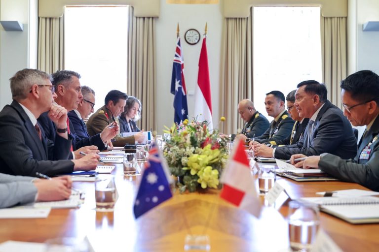 Menhan RI dan Menhan Australia Perkuat Implementasi Kerja Sama Pertahanan melalui DMM di Melbourne