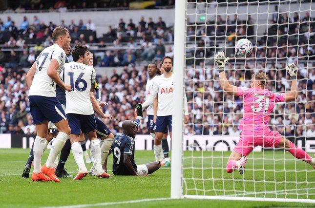 Mimpi buruk Tottenham Dibungkam Newcastle United 0-2