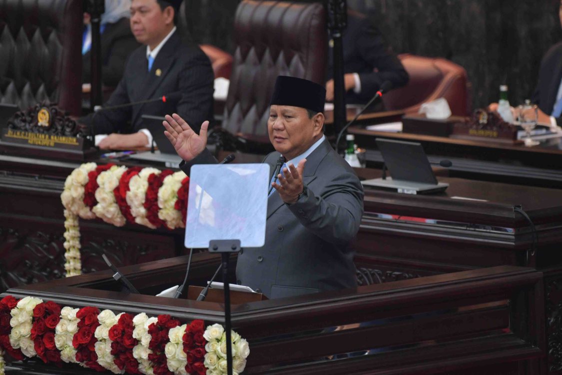 : Presiden Prabowo Subianto saat membacakan Pidato Kenegaraan dalam Sidang Tahunan MPR RI dan Sidang Bersama DPR-DPD RI di Komplek Parlemen RI, Jakarta (14/8/2026). (Foto: Amiri Yandi/InfoPublik)