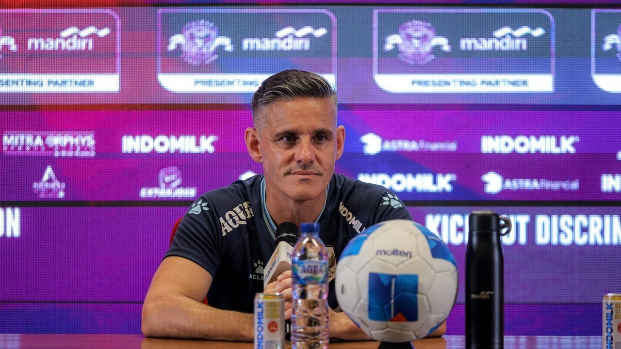 Pelatih Timnas Indonesia John Herdman Tak Ingin Squad Garuda Ubah Gaya Bermain