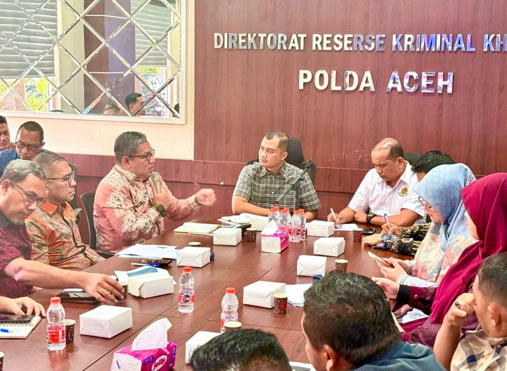 : Rapat koordinasi Pemerintah Aceh, Polda Aceh, Pertamina, dan pihak terkait membahas penanganan penyalahgunaan BBM bersubsidi di Aceh, Kamis (20/8/2026).