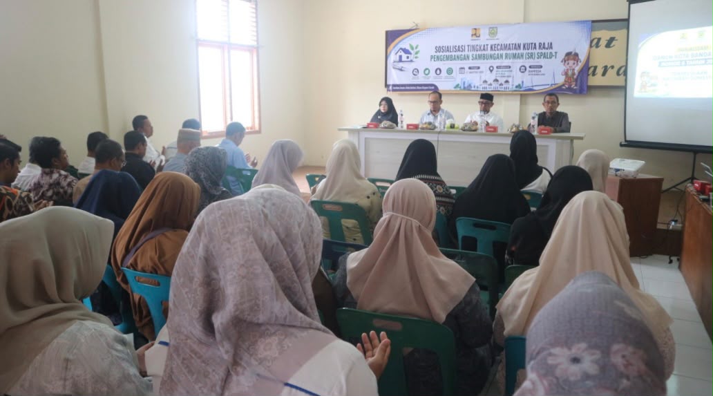 : Sosialisasi Sistem Pengelolaan Air Limbah Domestik Terpusat (SPALD-T) di Kecamatan Kuta Raja, Jumat (21/8/2026).