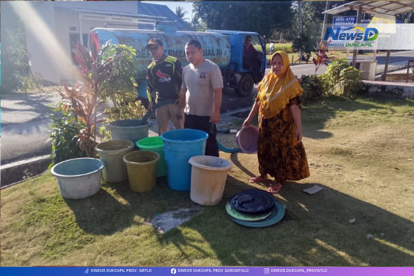 Pemprov Gorontalo Salurkan 5.000 Liter Air Bersih untuk Korban Kekeringan