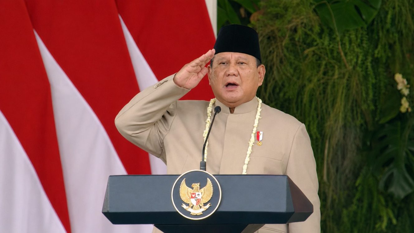 : Upacara Penurunan Bendera Negara Sang Merah Putih berlangsung khidmat di Istana Merdeka, Jakarta, Senin (17/8/2026). Presiden Prabowo Subianto bertindak sebagai inspektur upacara dalam rangkaian penutup peringatan HUT ke-81 Kemerdekaan Republik Indonesia. Tangkapan Layar BPMI Setpres