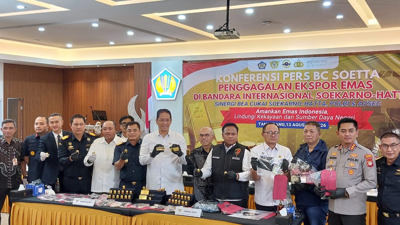 : Menkeu Purbaya Yudhi Sadewa dalam konferensi pers pencegahan penyelundupan emas di Kantor Bea Cukai Bandara Soekarno Hatta, Tangerang, Banten, Kamis (13/8/2026). (Foto: Ismadi Amrin/InfoPublik)