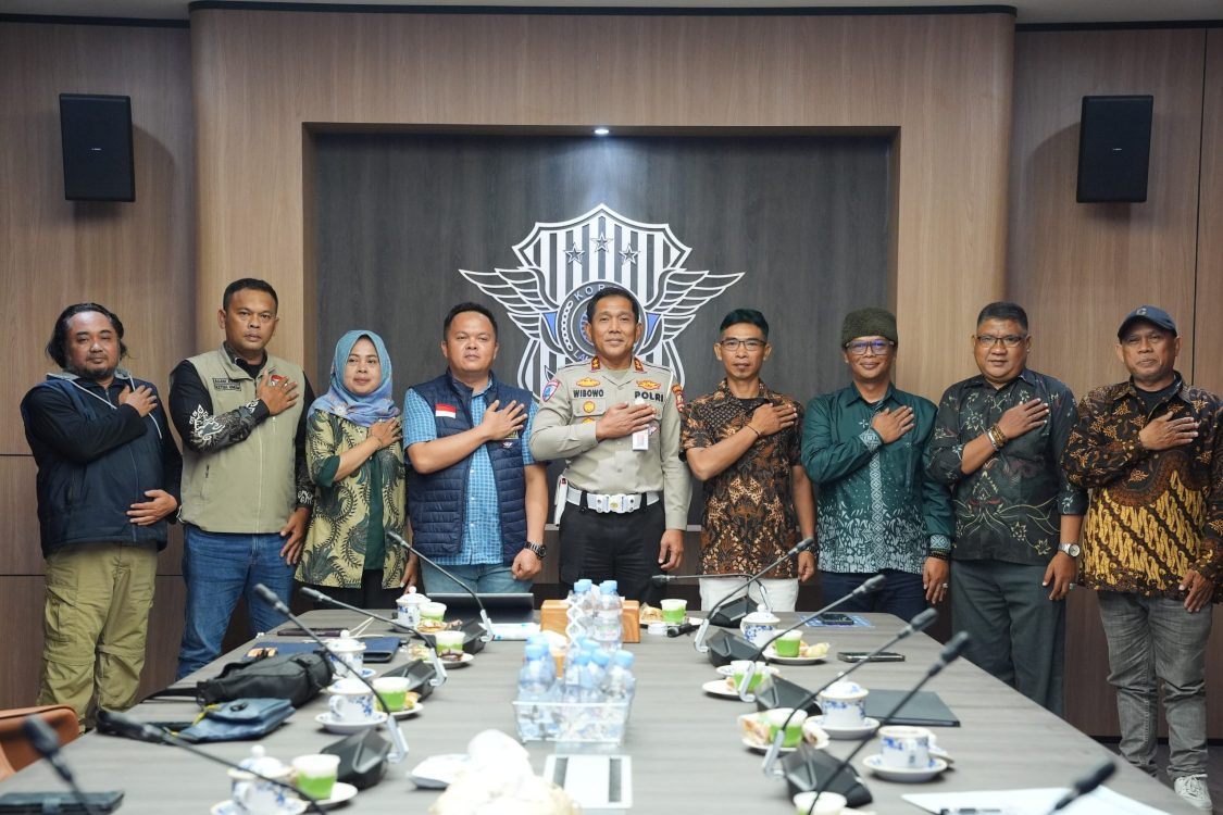 Perkuat Sinergi, Kakorlantas Polri Ajak Pengemudi Ojol Jadi Pelopor Keselamatan Berlalu Lintas