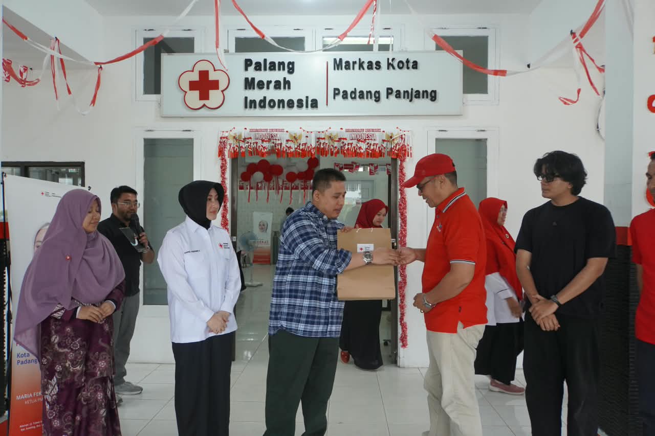 : Semarak HUT RI, PMI Padang Panjang Gelar Donor Darah. (foto: MC Padang Panjang)