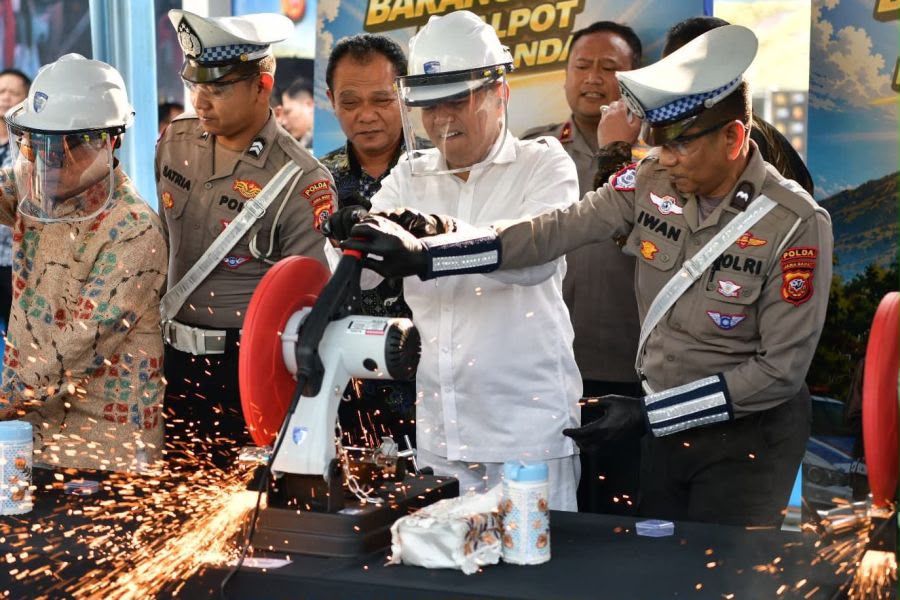 Polda Jabar dan KDM Ungkap 352 Kasus Kejahatan Jalanan dan Sita 2,7 Juta Butir OKT