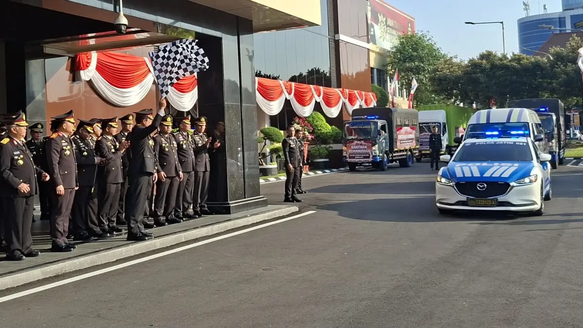Polda Jatim Kirim Bantuan ke Korban Gempa NTT, Buka Dapur Lapangan hingga Tim Trauma Healing