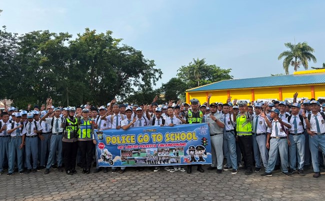 Police Goes To School, Satlantas Tanjungpinang Edukasi Keselamatan Berlalu Lintas Sejak Dini