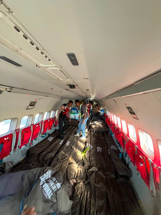 Polri dan Bhayangkari Terus Salurkan Bantuan bagi Korban Gempa Flores