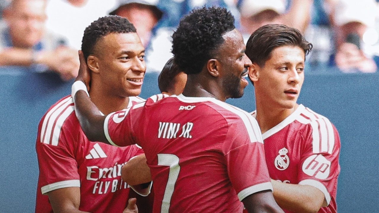 Pramusim Terakhir Real Madrid Mengalahkan Schalke 3-0 Tanpa Balas