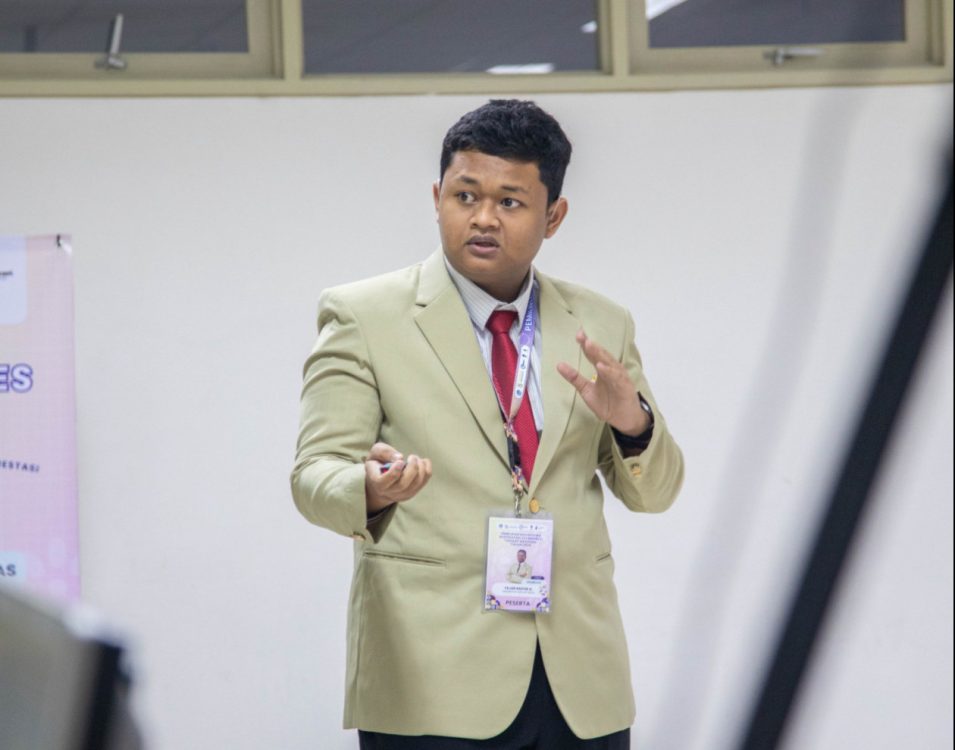 Raih Juara 2 Pilmapres Nasional, Fajar Buktikan Keterbatasan Bukan Halangan