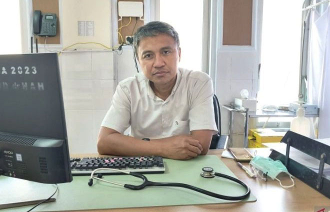 : Dokter Spesialis Penyakit Dalam RSUD Ainun Habibie, dr. Mohamad Sofyan Kasim, Sp.PD., FINASIM