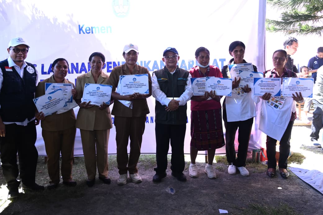 : Menteri Pendidikan Dasar dan Menengah (Mendikdasmen) Abdul Mu’ti saat mengunjungi Kabupaten Nagekeo (Foto: Dok Kemendikdasmen)