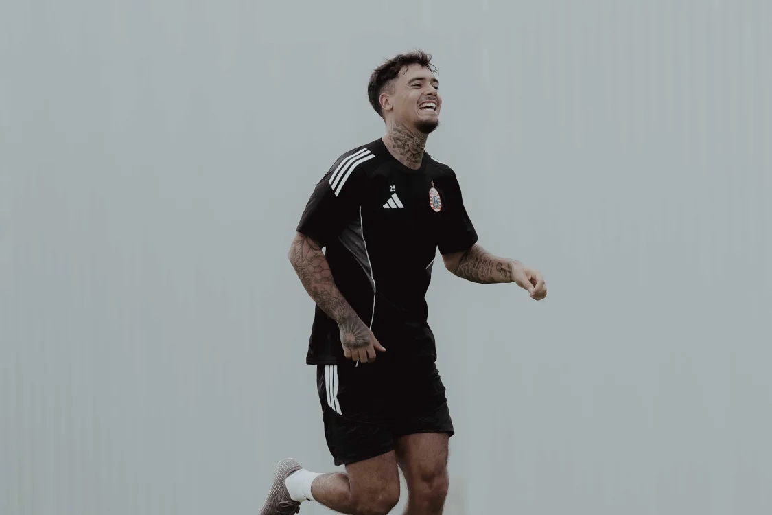 SHAYNE PATTYNAMA SIAP MENJALANI TEMPAAN DI THAILAND