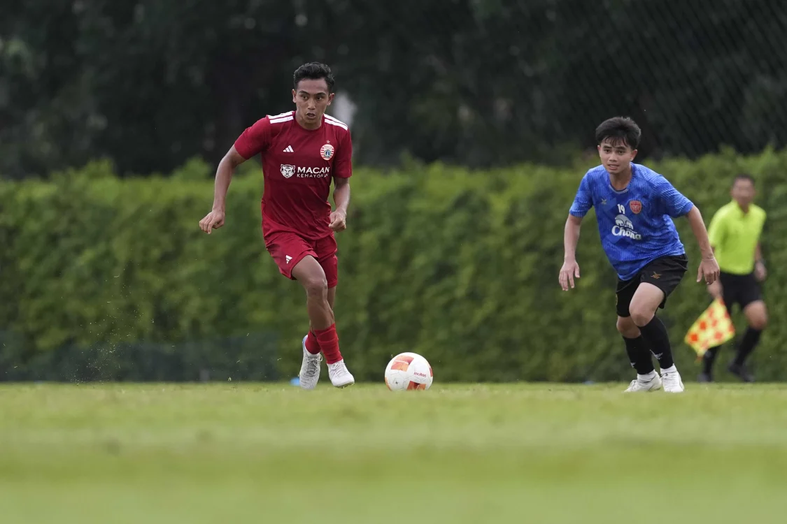 SHIN TAE-YONG APRESIASI PERFORMA PERSIJA DI UJI COBA PERTAMA