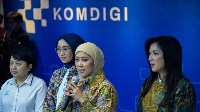: Menteri Komunikasi dan Digital Meutya Hafid mengatakan kecepatan media dalam menyampaikan informasi yang benar menjadi salah satu kunci untuk mencegah penyebaran disinformasi yang dapat membingungkan dan meresahkan masyarakat. Foto: Humas Kemkomdigi