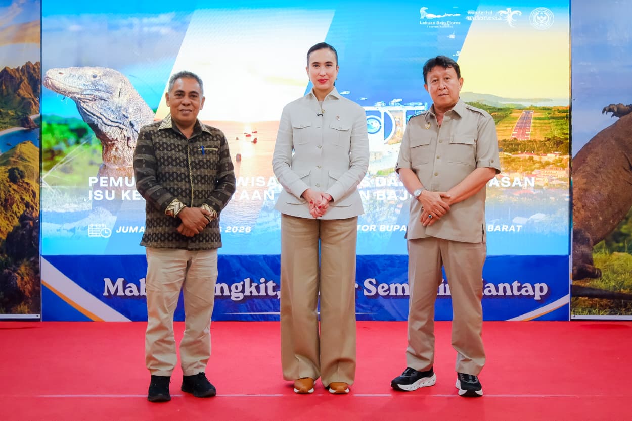 Siaran Pers: Menpar Widiyanti Bertemu Ekosistem Pariwisata Labuan Bajo, Dorong Pemulihan dan Penguatan Ketangguhan Destinasi Pascagempa
