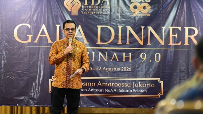 : Wakil Menteri Komunikasi dan Digital Nezar Patria mengatakan konektivitas yang berdampak bagi UMKM dapat diwujudkan melalui pemanfaatan platform digital untuk memperluas kegiatan usaha sekaligus mendorong pelaku usaha naik kelas. Foto: Humas Kemkomdigi