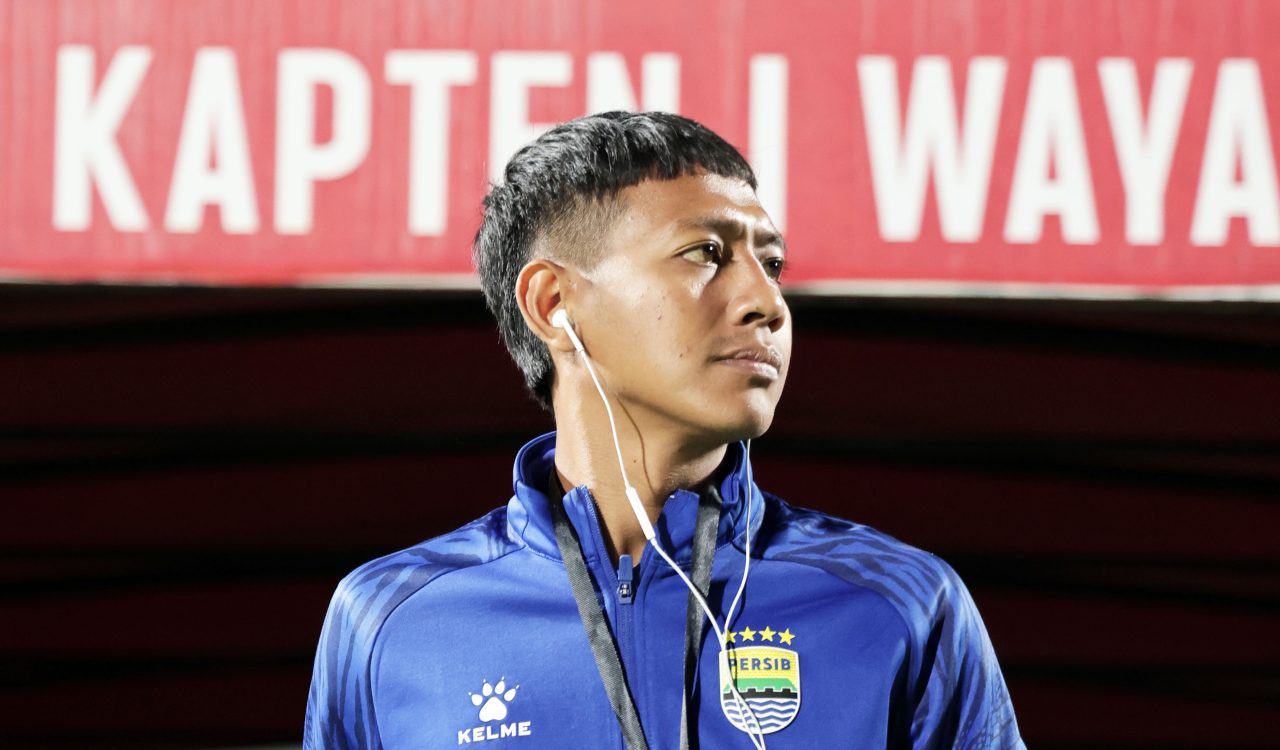 Tiga Nama Bertahan Di Starter Persib Lawan Bali United