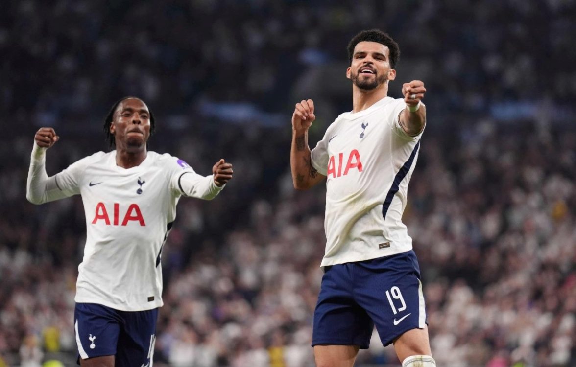 Tottenham Hotspur Pesta Gol Kegawang Charlton Athletic 5-1
