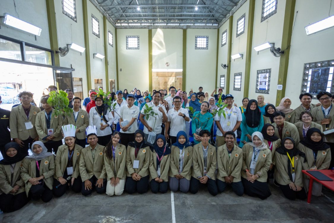 UGM Asah Kepedulian Mahasiswa Menyelami Realitas Sosial dan Lingkungan