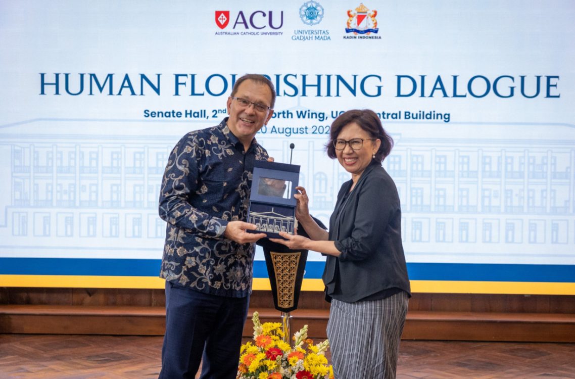 UGM dan ACU Sepakat Bangun Riset Kesejahteraan Manusia dan Etika AI