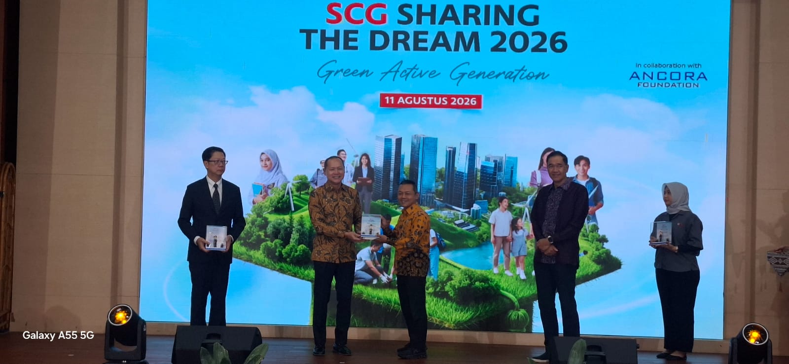 : Wakil Menteri Pendidikan Dasar dan Menengah (Wamendikdasmen) Fajar Riza Ul Haq dalam Media Briefing SCG Sharing the Dream 2026 Awarding Ceremony di Jakarta. (Foto: Istimewa)