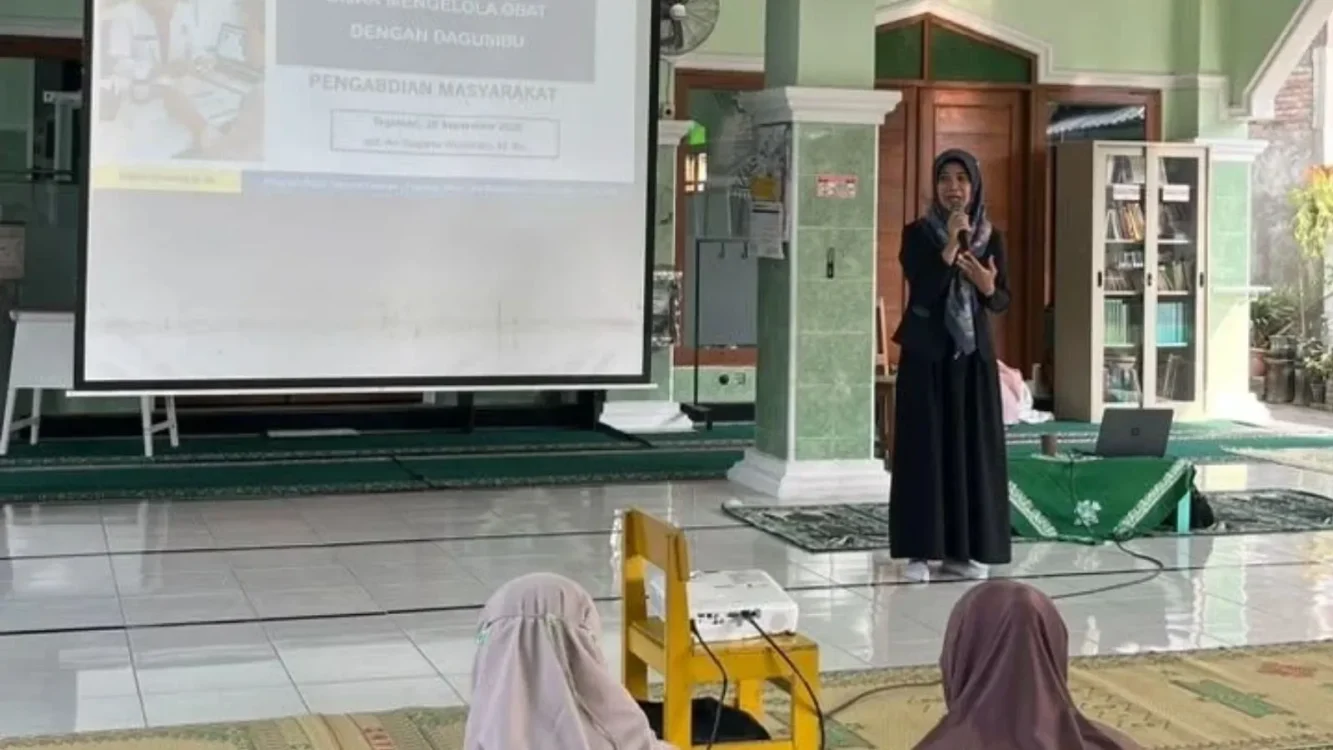 Farmasi UAA Dorong Literasi Obat Keluarga melalui Edukasi DAGUSIBU di Bantul