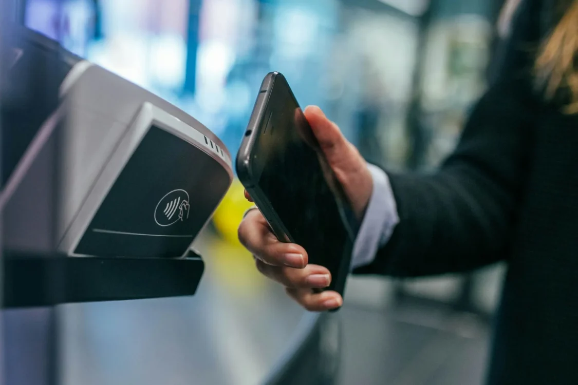 5 Alasan Scan QR Mulai Terasa Lambat Dibanding Tap-to-Pay