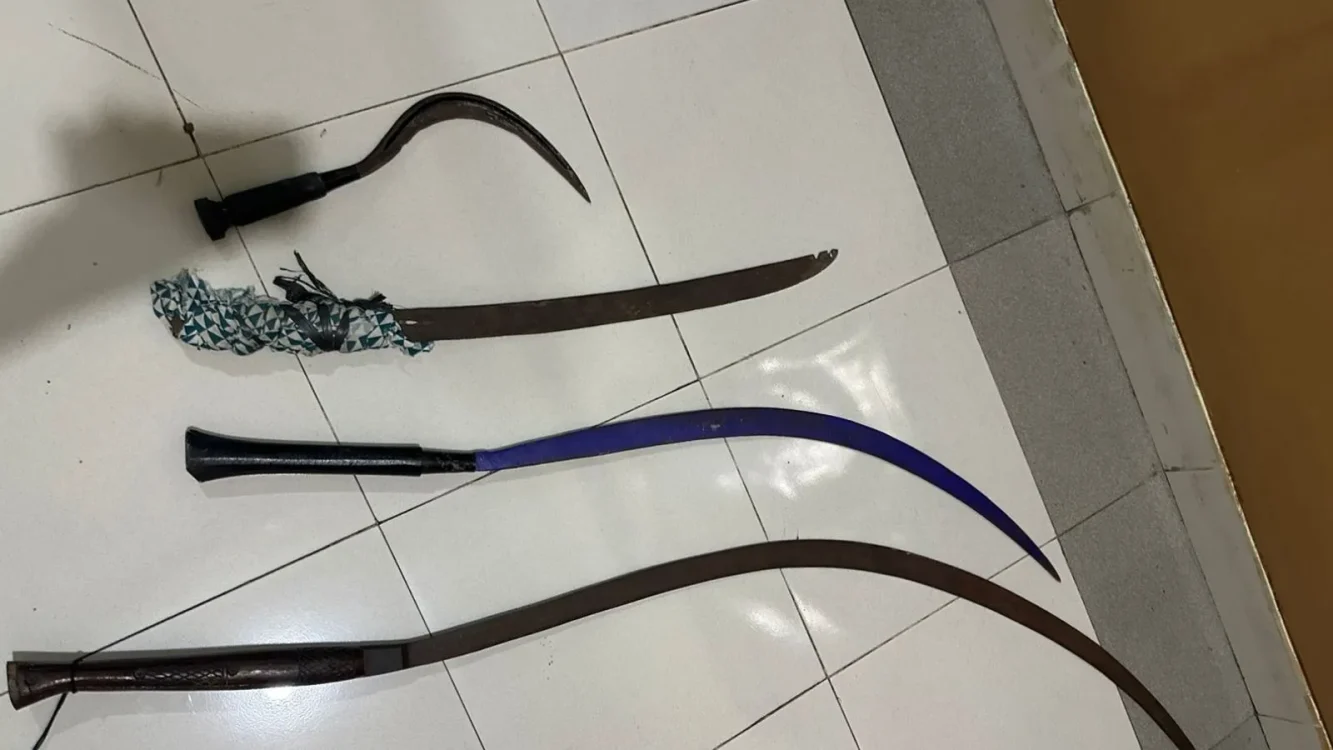 Polisi Ungkap Pembacokan 2 Pemotor di Bantul, 3 Celurit Disita dari Rumah Terduga Pelaku