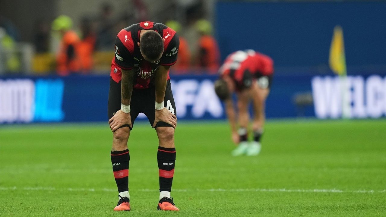 AC Milan Harus Takluk lawan Benfica 0-2 di Liga Europa