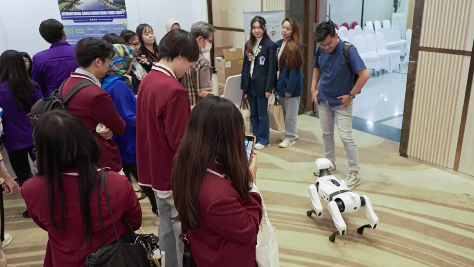 AiMOGA Buka Peluang Riset Robotika dengan Perguruan Tinggi Indonesia
