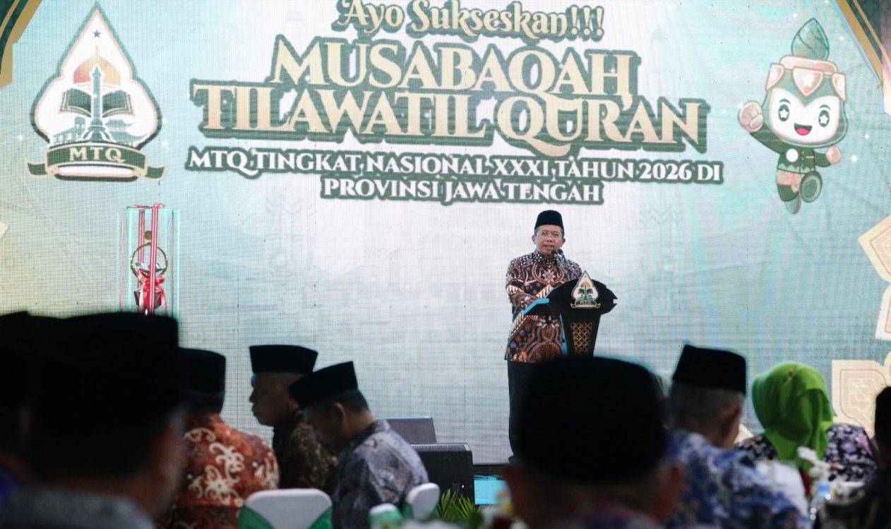 : MTQ Nasional XXXI Tahun 2026 di Semarang diikuti 2.242 peserta dari 37 provinsi. Kementerian Agama menegaskan MTQ bukan sekadar kompetisi, tetapi momentum memperkuat kecintaan terhadap Al-Qur’an, persaudaraan kebangsaan, sportivitas, dan integritas. (Foto: Humas Kemenag)