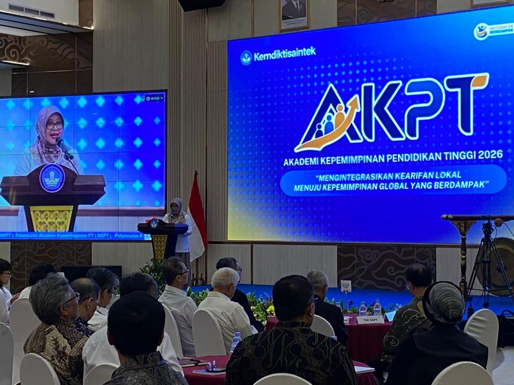 : Direktur Sumber Daya Direktorat Jenderal Pendidikan Tinggi Kementerian Pendidikan Tinggi, Sains, dan Teknologi (Kemdiktisaintek) Sri Suning Kusumawardani saat Peluncuran AKPT di Graha Diktisaintek, Senin (7/9/2026). (Foto: Pasha Yudha Ernowo Infopublik/Igid)