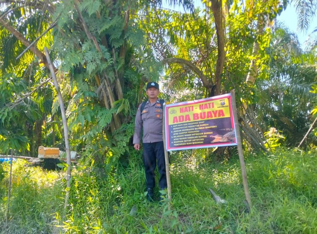 Antisipasi Serangan Buaya, Polisi Pasang Spanduk Peringatan di Sungai Manasib
